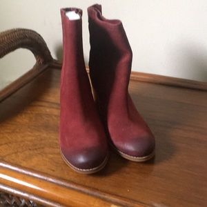New Seychelles Burgundy Booties